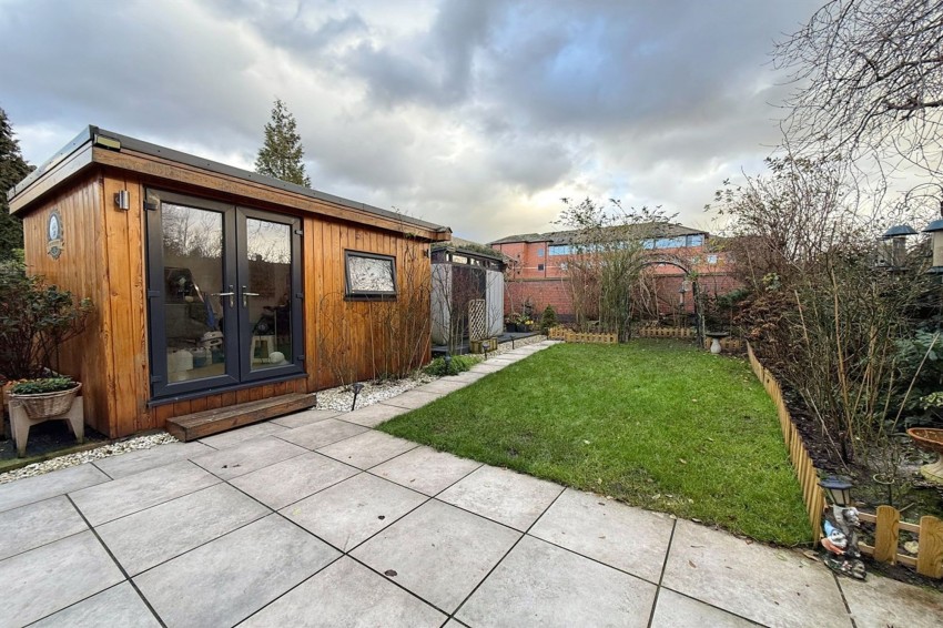 Images for York Road, Sale, M33