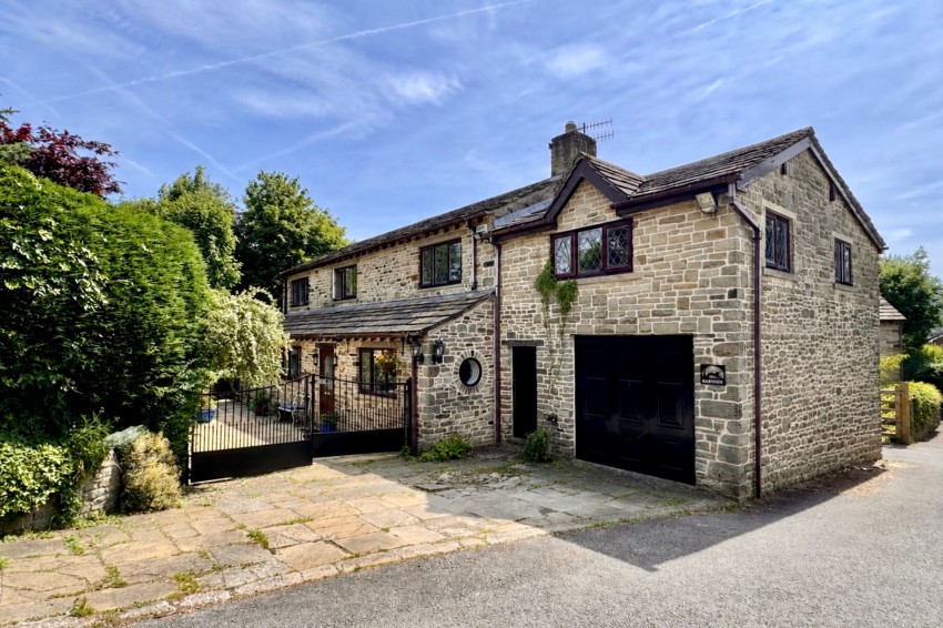 Images for The Heath, Glossop, SK13