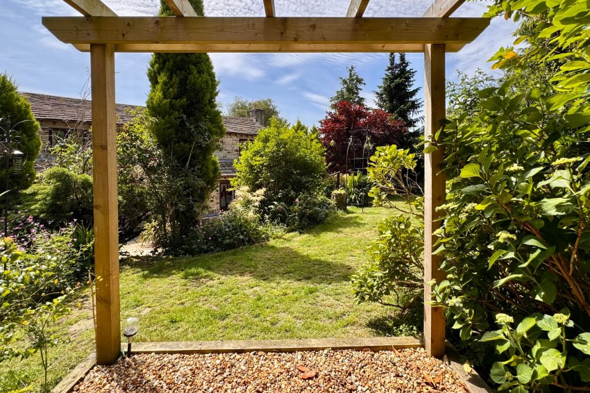 Images for The Heath, Glossop, SK13