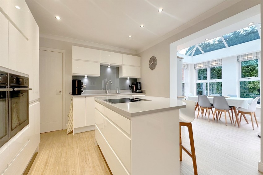 Images for Tewkesbury Close, Poynton, SK12