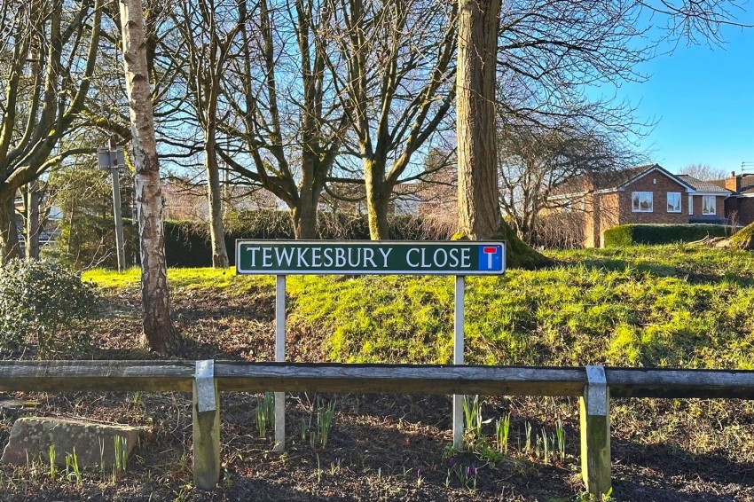 Images for Tewkesbury Close, Poynton, SK12