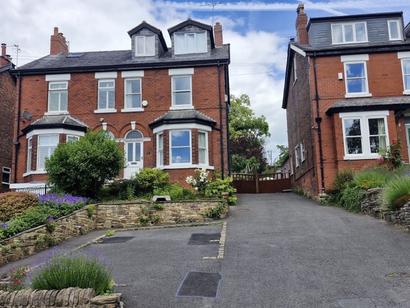 Longhurst Lane, Marple Bridge, SK6