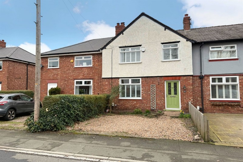 Greenbank Road, Sale, M33