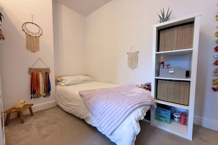 Images for Greenbank Road, Sale, M33