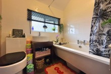 Images for Greenbank Road, Sale, M33