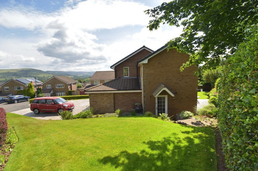 Images for Meadow Close, Whaley Bridge, SK23