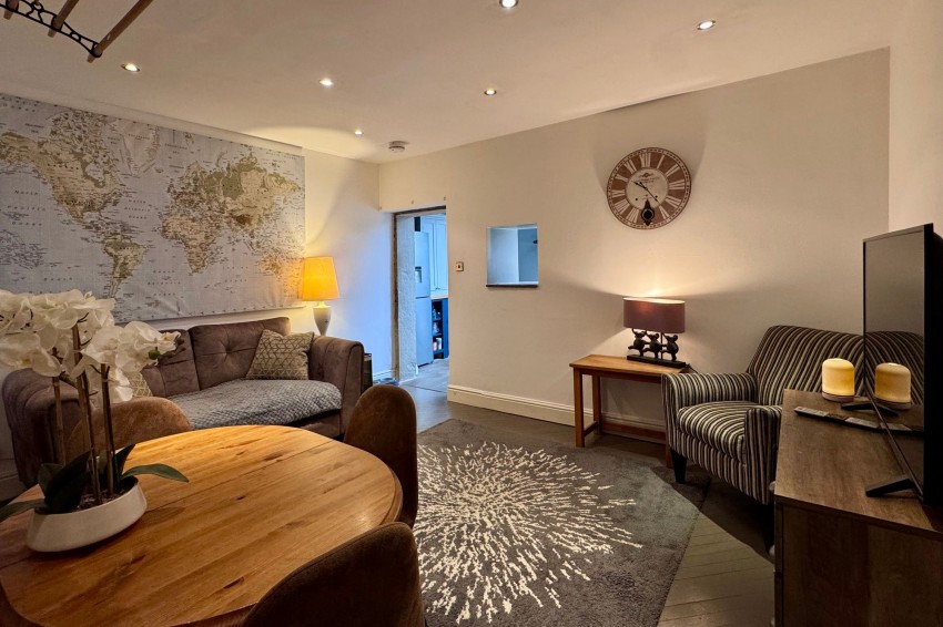Images for Pikes Lane, Glossop, SK13