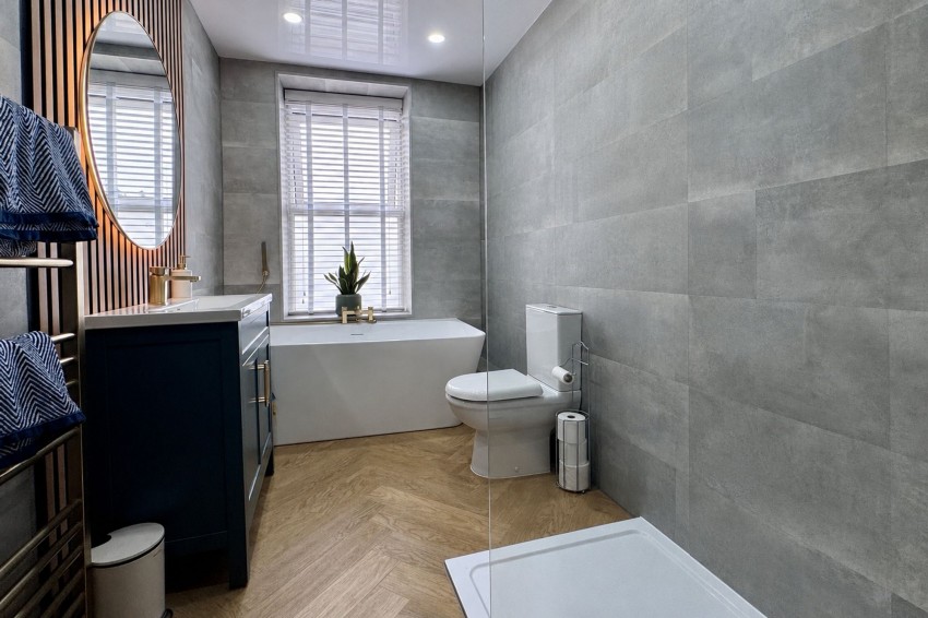 Images for Pikes Lane, Glossop, SK13