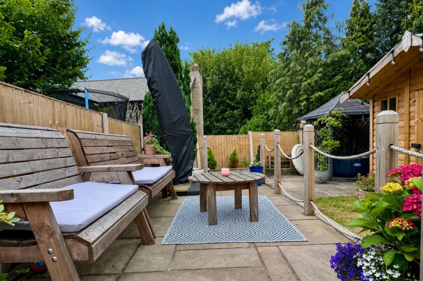 Images for Pikes Lane, Glossop, SK13