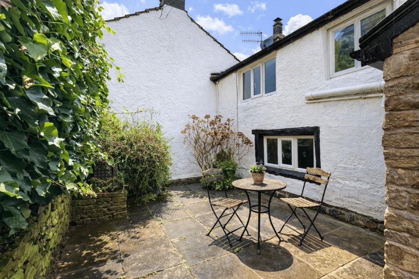 Images for Temple Street, Padfield, SK13