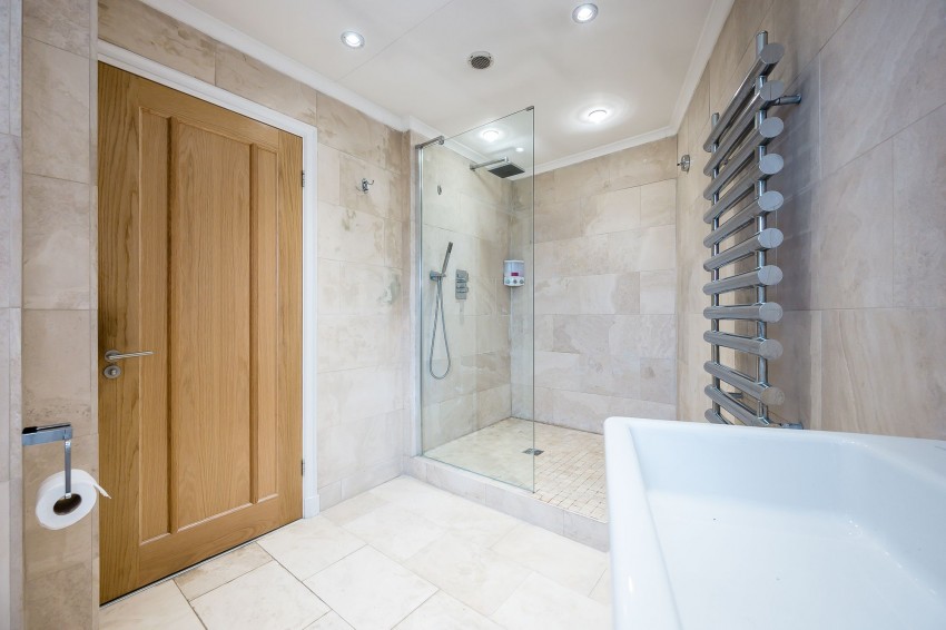 Images for Delahays Drive, Hale, WA15