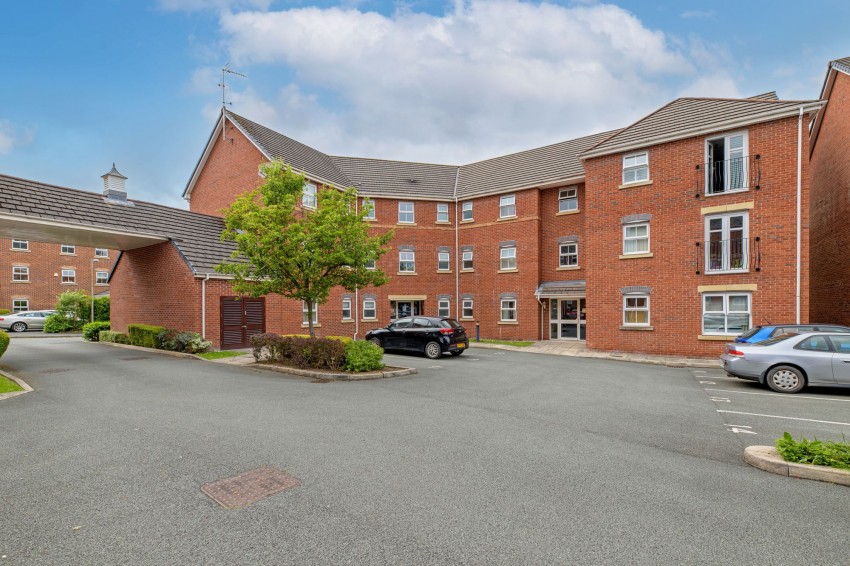 Images for Bridgewater Close, Frodsham, WA6