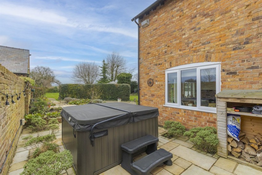 Images for 3 Ridley Hill Farm, Tarporley, CW6