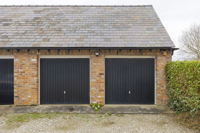 Images for 3 Ridley Hill Farm, Tarporley, CW6