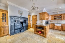 Images for 77 Fluin Lane, Frodsham, WA6