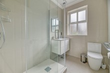 Images for 77 Fluin Lane, Frodsham, WA6