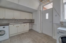 Images for 77 Fluin Lane, Frodsham, WA6