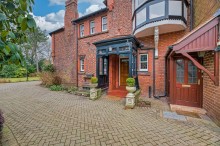 Images for 77 Fluin Lane, Frodsham, WA6