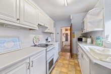 Images for Hawthorne Road, Frodsham, WA6