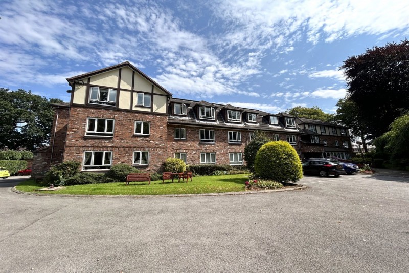 Tabley Road, Knutsford, WA16