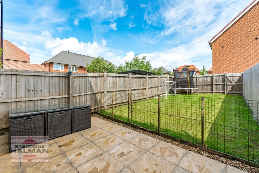 Images for Hangar Crescent, Woodford, SK7