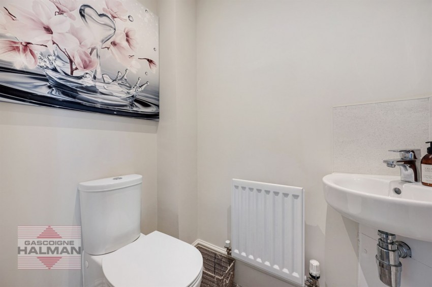 Images for Hangar Crescent, Woodford, SK7