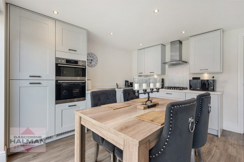 Images for Hangar Crescent, Woodford, SK7