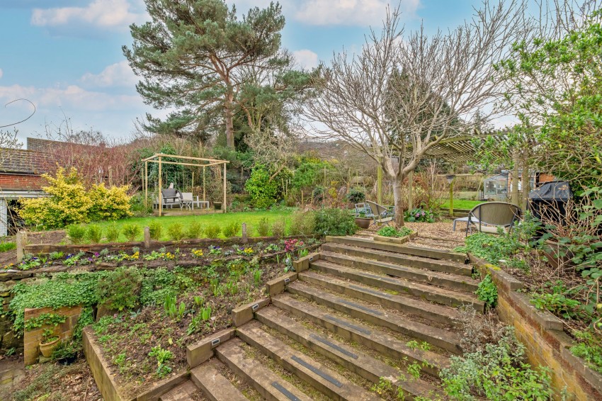 Images for Bates Lane, Helsby, WA6