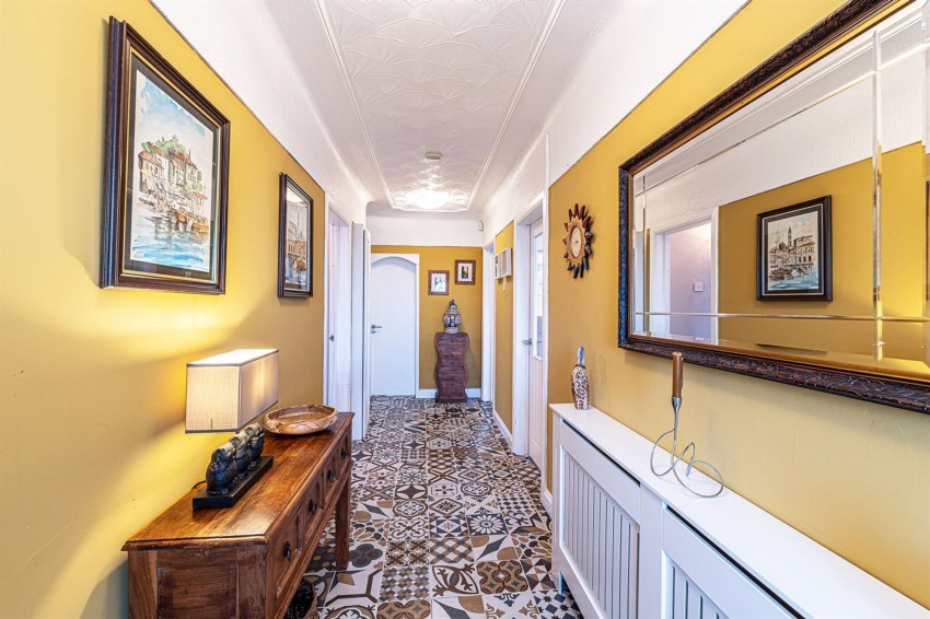 Images for Bates Lane, Helsby, WA6