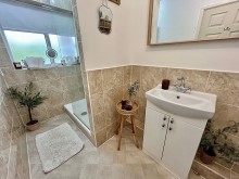 Images for 570 Parrs Wood Road, East Didsbury, M20