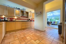 Images for Meadway Close, Sale, M33