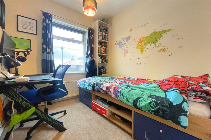 Images for Meadway Close, Sale, M33