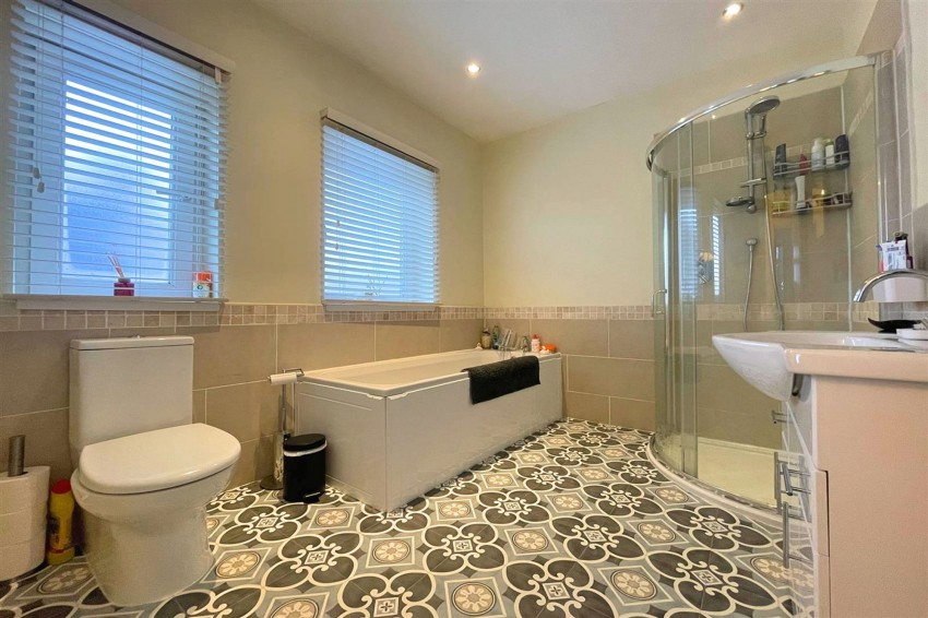 Images for Meadway Close, Sale, M33