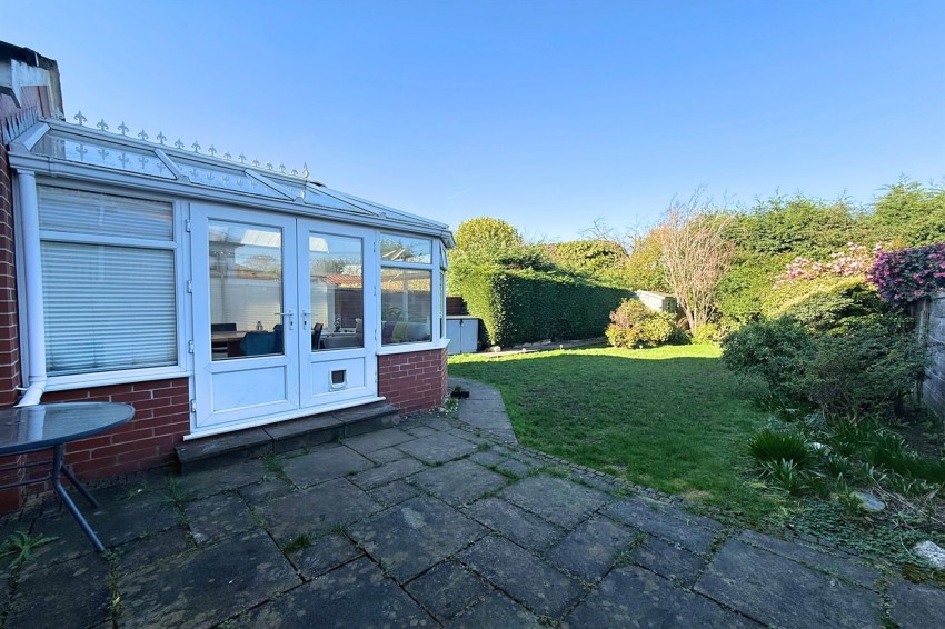 Images for Meadway Close, Sale, M33