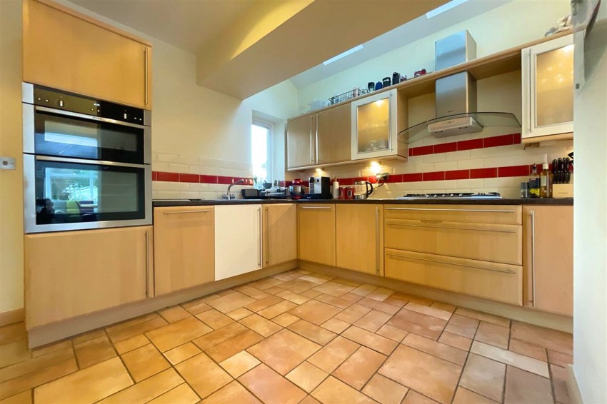 Images for Meadway Close, Sale, M33