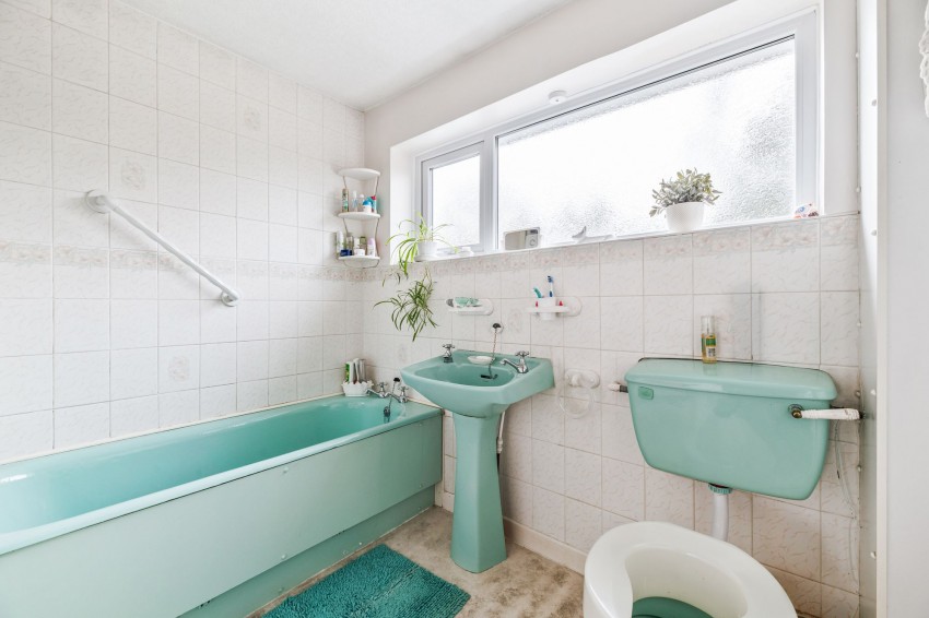 Images for Blue Hatch, Frodsham, WA6