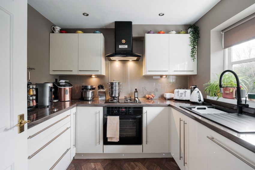 Images for Old Mill Place, Tattenhall, CH3