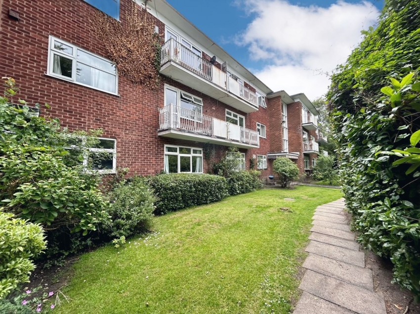 Images for 214 Palatine Road, West Didsbury, M20