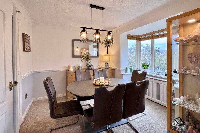 Images for Valemount, Hadfield, SK13