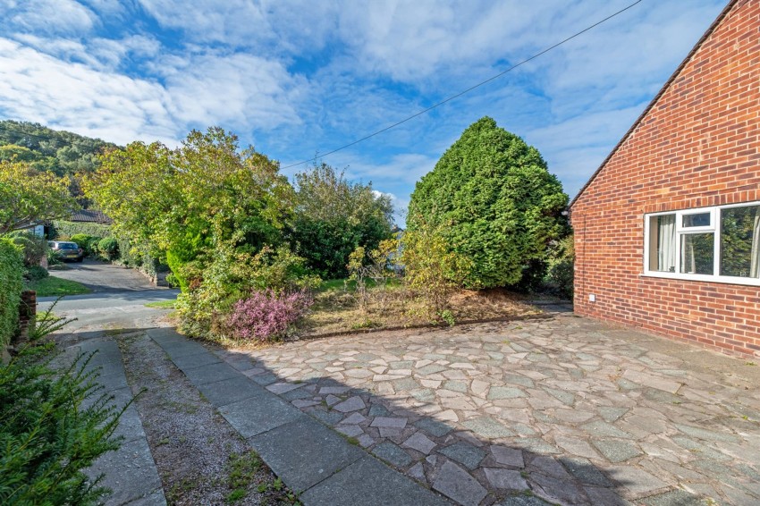 Images for Bates Lane, Helsby, WA6