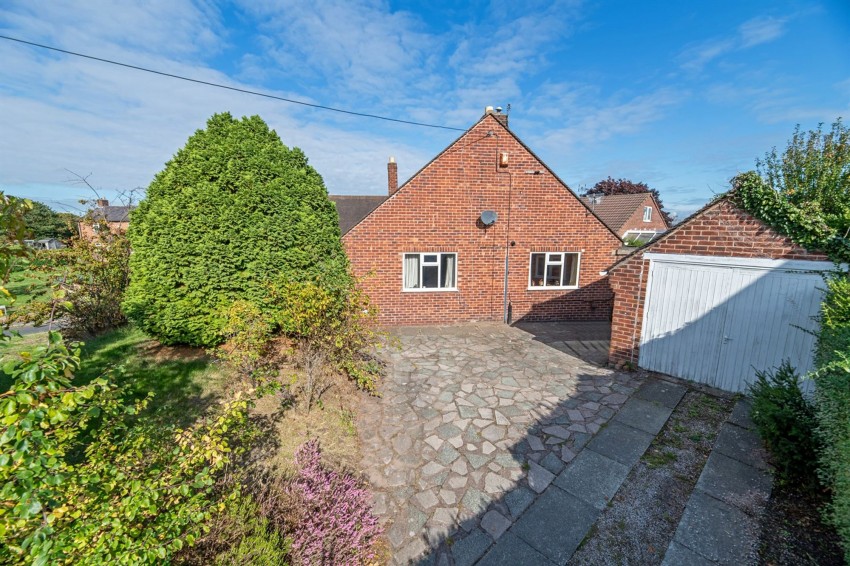 Images for Bates Lane, Helsby, WA6