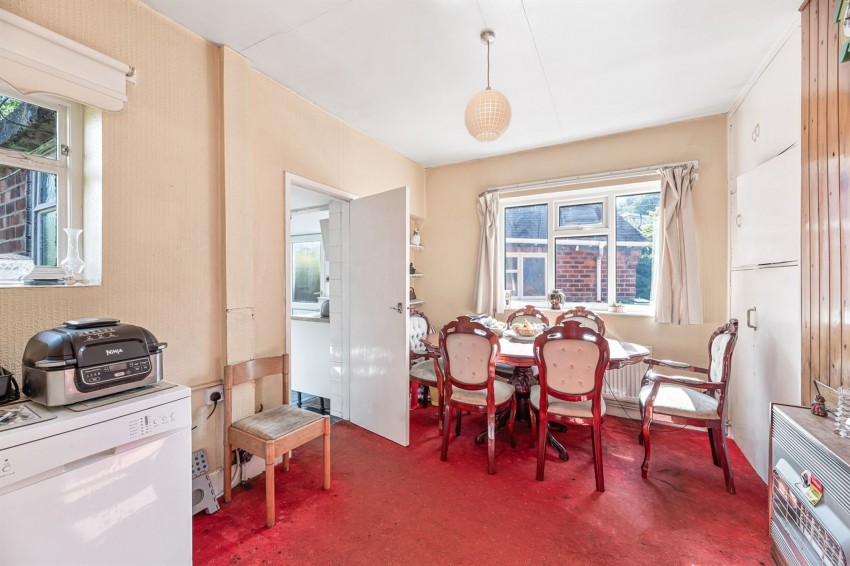 Images for Bates Lane, Helsby, WA6