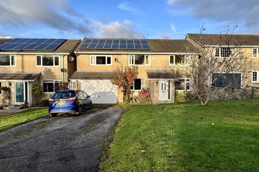 Images for Springmeadow, Charlesworth, SK13