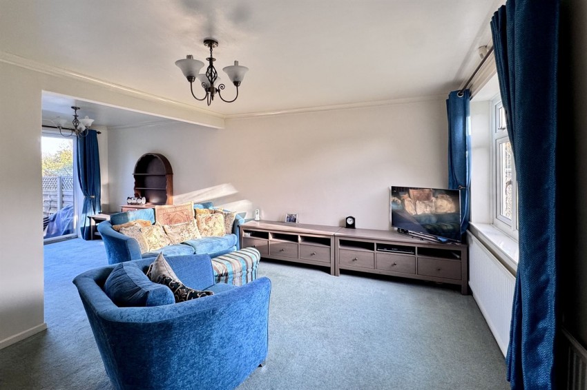 Images for Springmeadow, Charlesworth, SK13