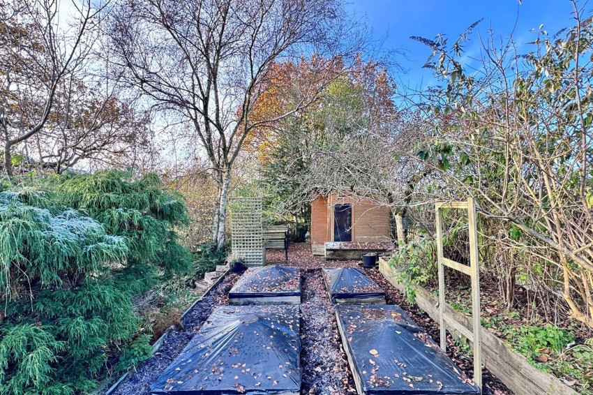 Images for Springmeadow, Charlesworth, SK13