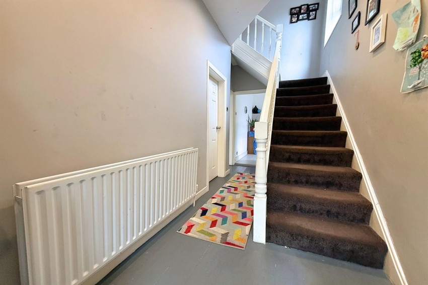 Images for Milton Grove, Sale, M33