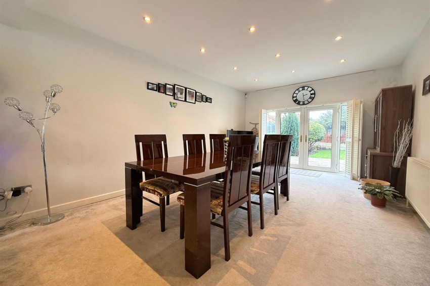 Images for Milton Grove, Sale, M33