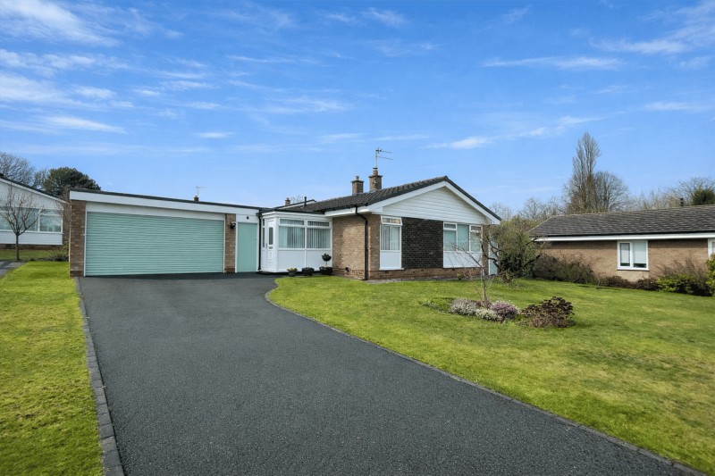 Yewlands Drive, Knutsford, WA16