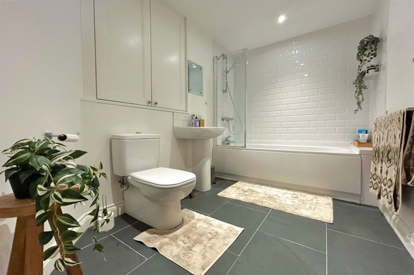 Images for Darley Street, Sale, M33