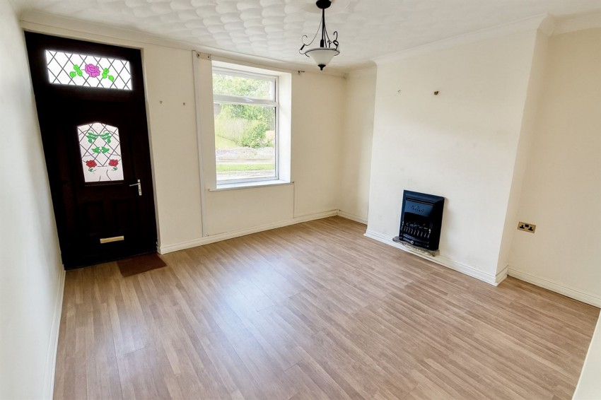 Images for Low Leighton Road, New Mills, SK22